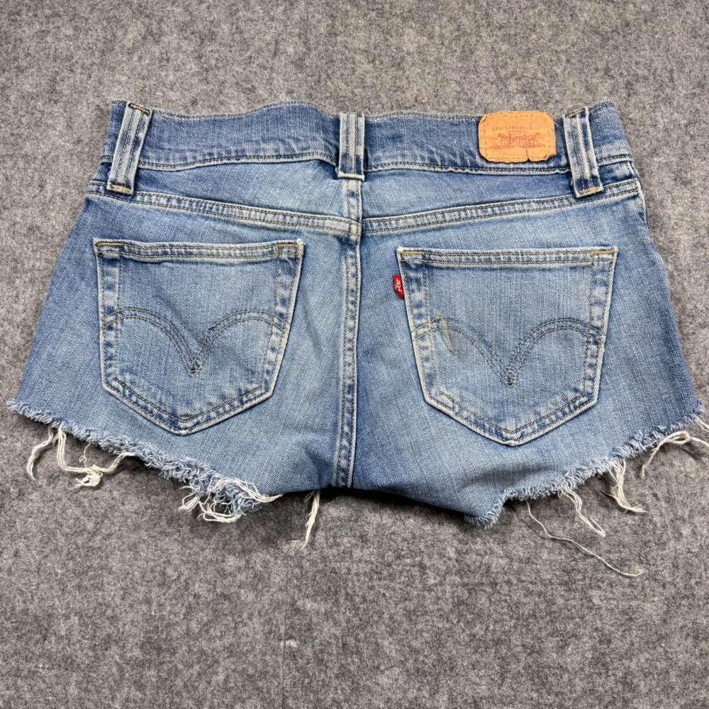 Levis 504 Slouch Straight Denim Shorts Medium Wash Cut Off Frayed Hem Size 7M JR - Picture 2 of 10